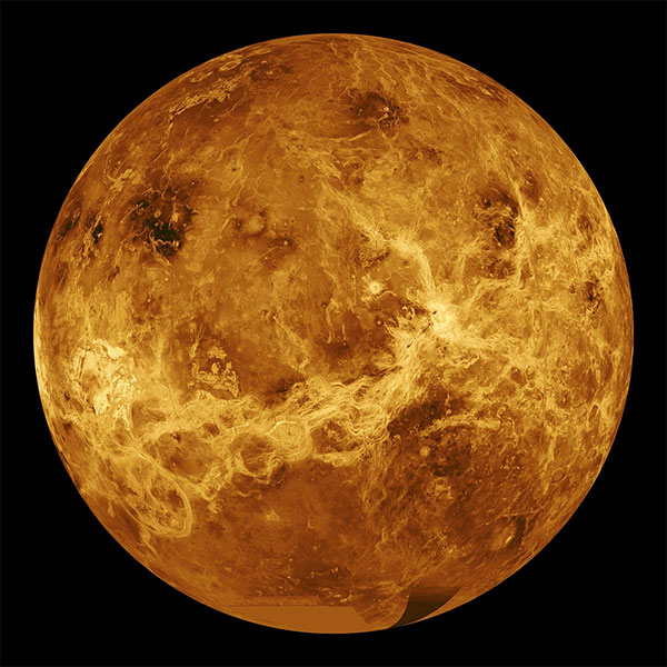 Khí quyển sao Kim chụp năm 1979 qua bước sóng tử ngoại từ tàu Pioneer Venus Orbiter.