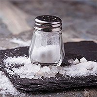 90% mẫu muối ăn trên thế giới chứa vi nhựa