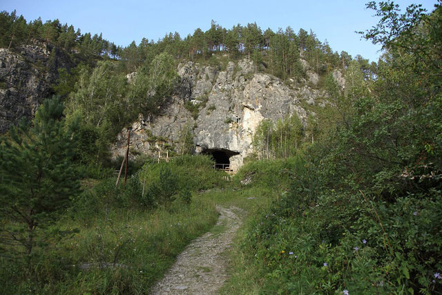 Phát hiện vương miện kì lạ 50.000 năm tuổi ở Siberia