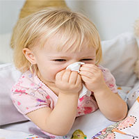 Xử trí viêm mũi ở trẻ nhỏ khi trời lạnh