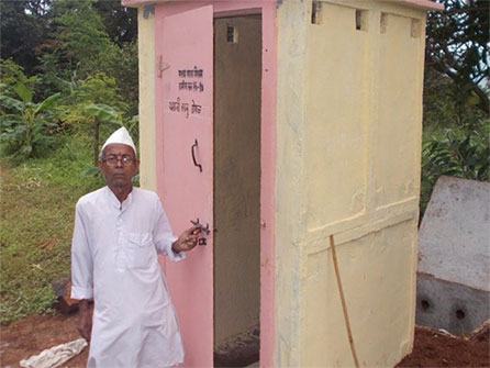 Toilet bằng giun của tỷ phú Bill Gates sẽ thay đổi thế giới