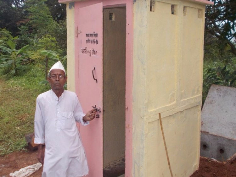 Toilet bằng giun của tỷ phú Bill Gates sẽ thay đổi thế giới
