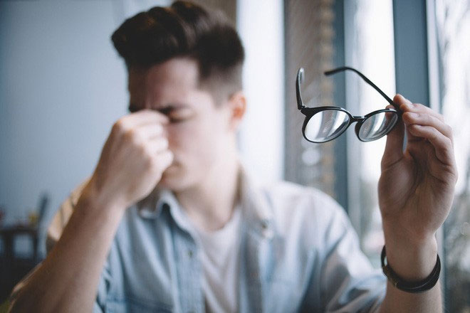 Sửa ngay những thói quen nhiều người hay mắc phải nếu không muốn mắt lên độ nhanh