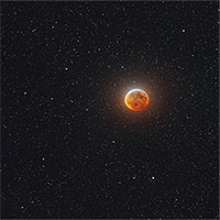 Bộ ảnh đẹp mê li về siêu Mặt Trăng máu cuối cùng của thập kỷ