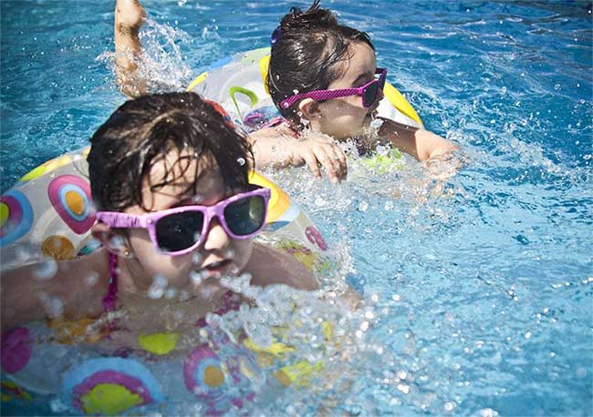7 địa điểm công cộng chứa nhiều vi khuẩn bạn nên biết
