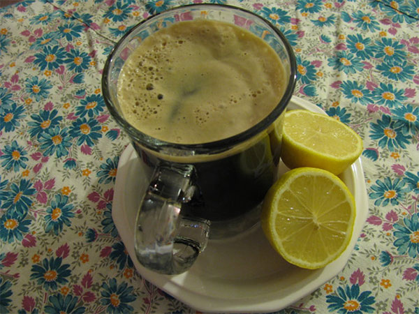 Cafe pha với than hồng, cafe trứng và những món cafe độc đáo nhất thế giới