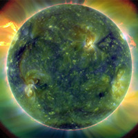 Tại sao vành đai bên ngoài mặt trời lại nóng hơn nhiều lõi bên trong?