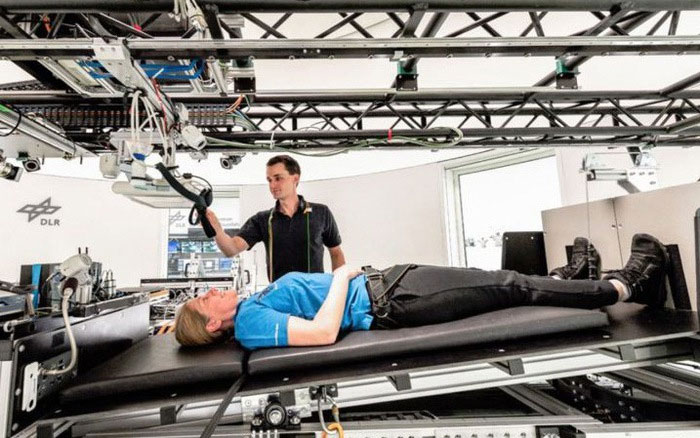 Nằm yên một chỗ trong 2 tháng sẽ được NASA tặng 19.000 USD, bạn có dám không?