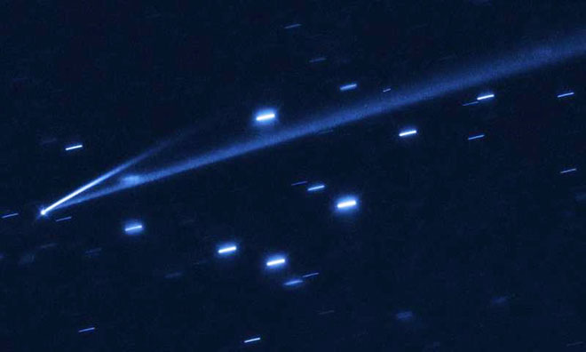 Hubble ghi lại khoảnh khắc cực hiếm tiểu hành tinh tự phân rã