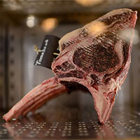 Thịt bò "ngủ đông" - món ăn đắt đỏ tại nhiều nhà hàng steak nổi tiếng