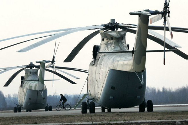 Khám phá trực thăng khổng lồ Mi-26 của Nga: Đã từng chở hóa thạch voi ma mút và máy bay chở khách cỡ nhỏ