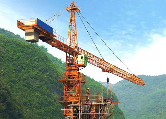 Công dụng và cấu tạo của cần trục tháp
