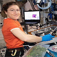 Nữ phi hành gia sắp lập kỷ lục ở lâu nhất trong vũ trụ