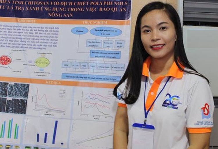 Sinh viên tạo dung dịch từ vỏ tôm giữ nông sản tươi hơn 10 ngày