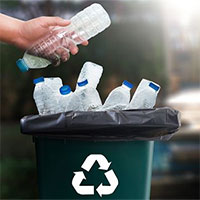 Chuyện gì sẽ xảy ra với một chai nhựa sau khi bị vứt vào thùng rác?
