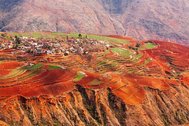 Tan chảy với những nơi rực rỡ sắc màu nhất Trái Đất
