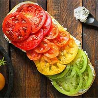 Khám phá bí mật dinh dưỡng trong màu sắc của quả cà chua