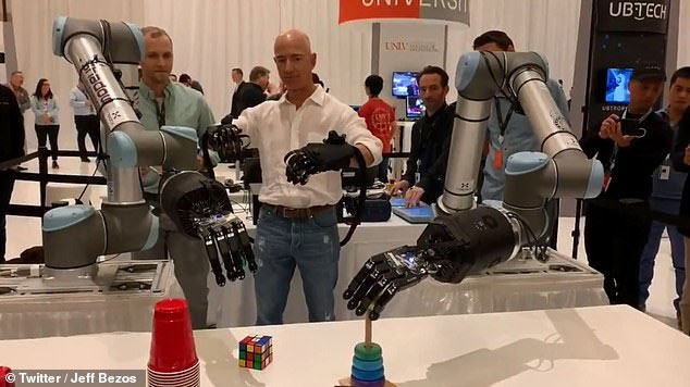 Jeff Bezos 