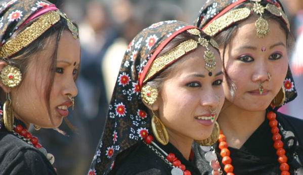 Phụ nữ Nepal thường phải lấy tất cả anh em trong một gia đình làm chồng.