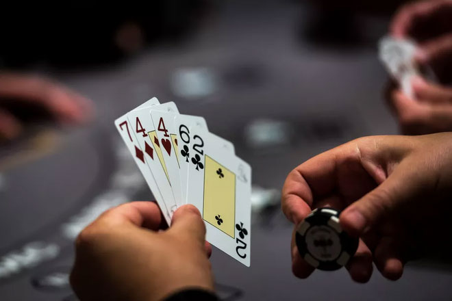 Bằng sức mạnh tính toán 