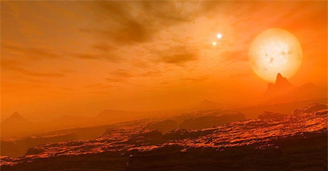 Phát hiện "Trái đất đá" có cùng lúc 3 mặt trời