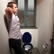 Đái rắt: Nguyên nhân, triệu chứng, chẩn đoán và điều trị