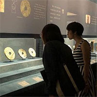 Phát hiện một chiếc đĩa ngọc 4.300 năm tuổi ở Trung Quốc