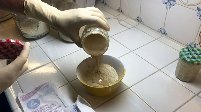 Với loại men ủ 4500 năm, nhà khoa học thử chế biến thành công với món bánh mì nướng cực ngon