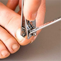 Chuyên gia Nhật khẳng định mọi người đều cắt móng chân sai cách, đây mới là cách làm đúng!