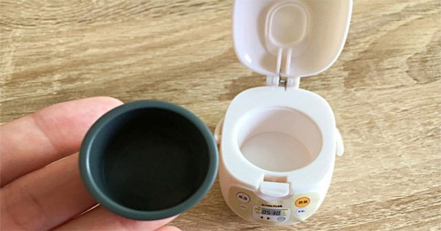 Người Nhật lại có phát minh kỳ lạ: Nồi cơm điện mini chuyên đựng thức ăn cho thú cưng