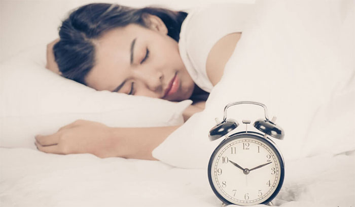 Làm thế nào để ngủ sớm hơn? Giải pháp chính là đây!