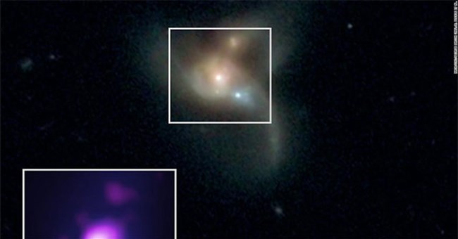 Ba hố đen khổng lồ sắp va chạm trong vũ trụ