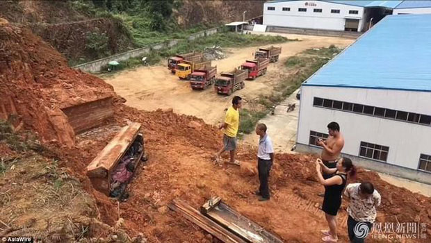 Khai quật mộ cổ chứa thi thể nam nhân còn nguyên vẹn nghi là công tử quý tộc Trung Hoa cổ đại