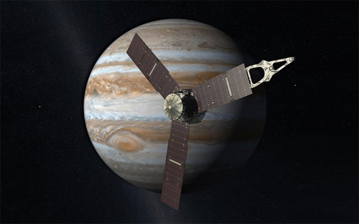 Tàu NASA thoát chết cóng trong bóng tối sao Mộc