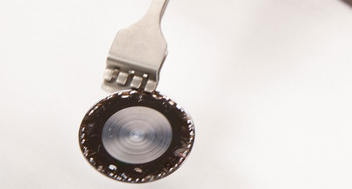 Phát minh mới giúp camera điện thoại mỏng hơn hàng nghìn lần