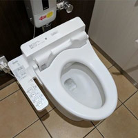 Nhà vệ sinh ở Nhật sạch tới cỡ nào? Hóa ra đây mới xứng là "đỉnh cao công nghệ Nhật Bản"