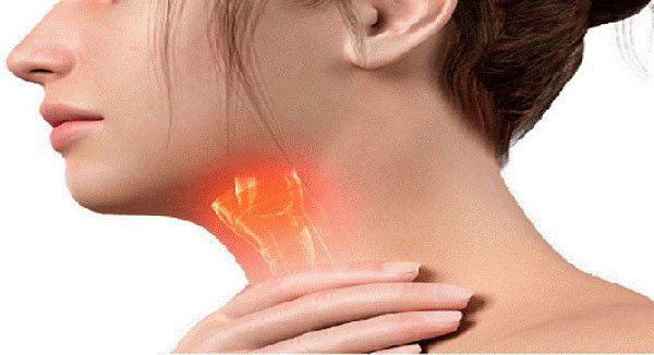 Nuốt nước bọt đau họng cảnh báo bệnh gì?