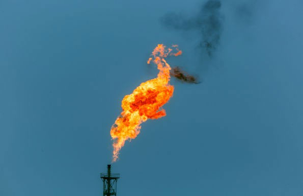 Tìm ra loại pin hấp thụ CO2 trong không khí rẻ hơn, hiệu quả hơn, hoạt động được ở điều kiện phòng