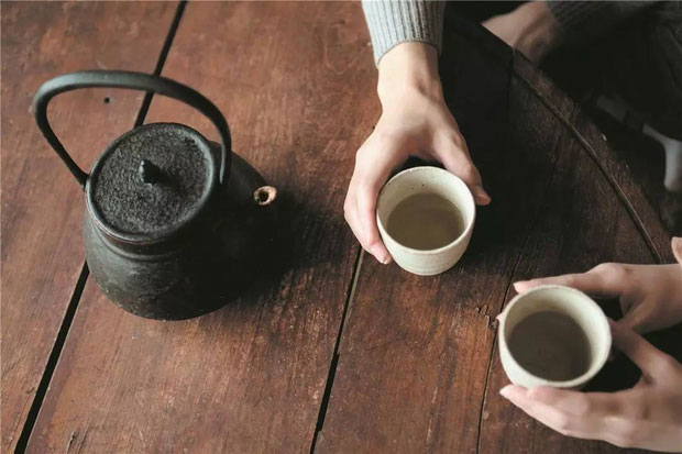Những lý do khiến bạn thường xuyên bị tỉnh giấc giữa đêm và cách để hạn chế tình trạng này