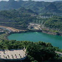 "Chinh phục" sông Đà xây Thủy điện Hòa Bình