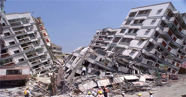 Tại sao các tòa nhà lại sụp đổ khi động đất? Sự thật phức tạp hơn bạn nghĩ!
