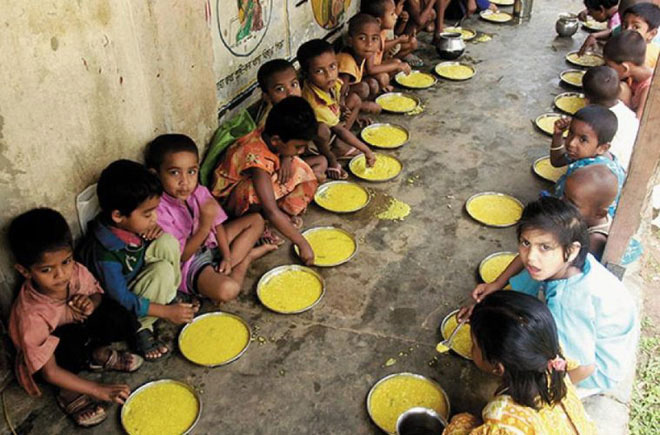 Bangladesh sắp trở thành quốc gia đầu tiên cho phép trồng gạo vàng biến đổi gene