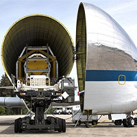 "Chim sắt" của NASA chở tàu vũ trụ tới cơ sở thử nghiệm