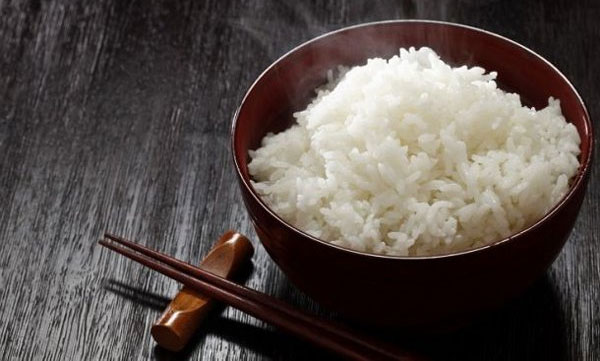 Những loại thực phẩm nên tránh đun đi đun lại nhiều lần vì dễ gây hại tới sức khỏe