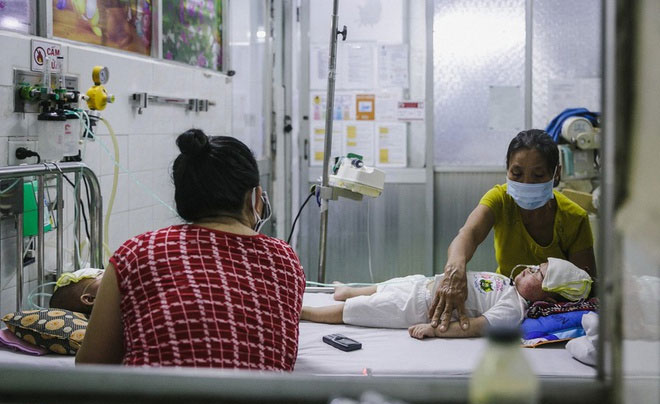 Bệnh trẻ thường gặp giao mùa Đông Xuân và cách phòng tránh