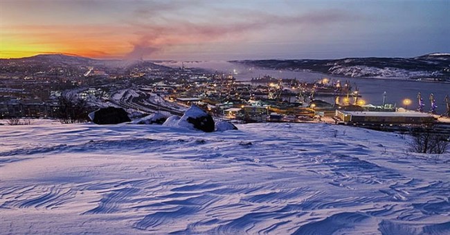 Thành phố "thiếu mặt trời" suốt 40 ngày sống ra sao?