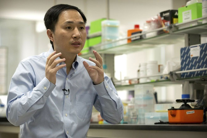 Người tạo em bé biến đổi gene ở Trung Quốc nhận án 3 năm tù