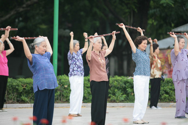 Vì sao tháng 12 và tháng 1 có nhiều người già đột ngột ra đi?