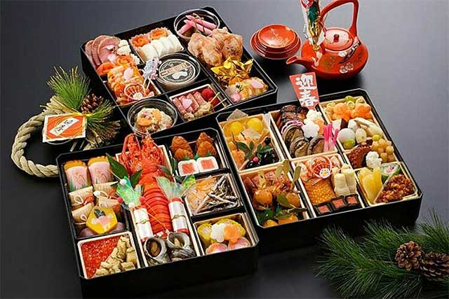 Món may mắn ngày Tết của các nước trên thế giới