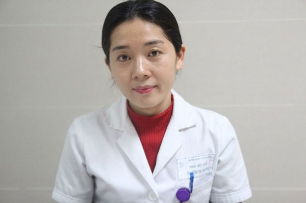 Gà hun khói rất ít dinh dưỡng, chuyên gia cảnh báo những người sau tuyệt đối không nên ăn